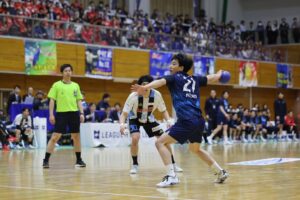 歴代最多１３００得点達成も…